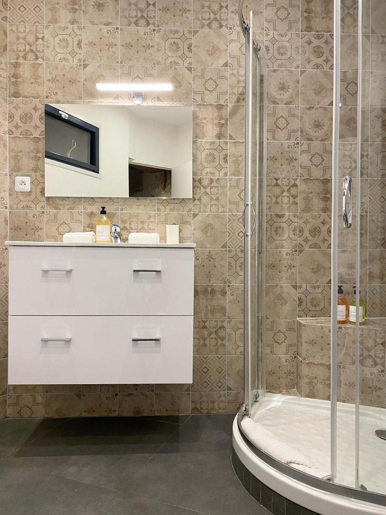 L'Escapade, Appartement Cosy Au Coeur De Grasse Dış mekan fotoğraf